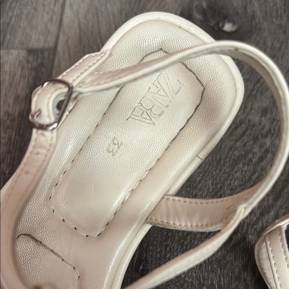Zara Cream Gladiator Sandals - Picture 2 of 4